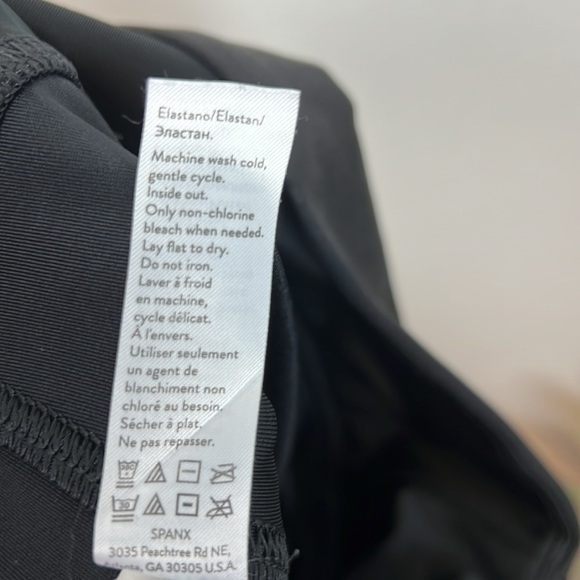 Spanx Faux Leather Leggings Size Small Metallic Black Pants - Picture 7 of 8